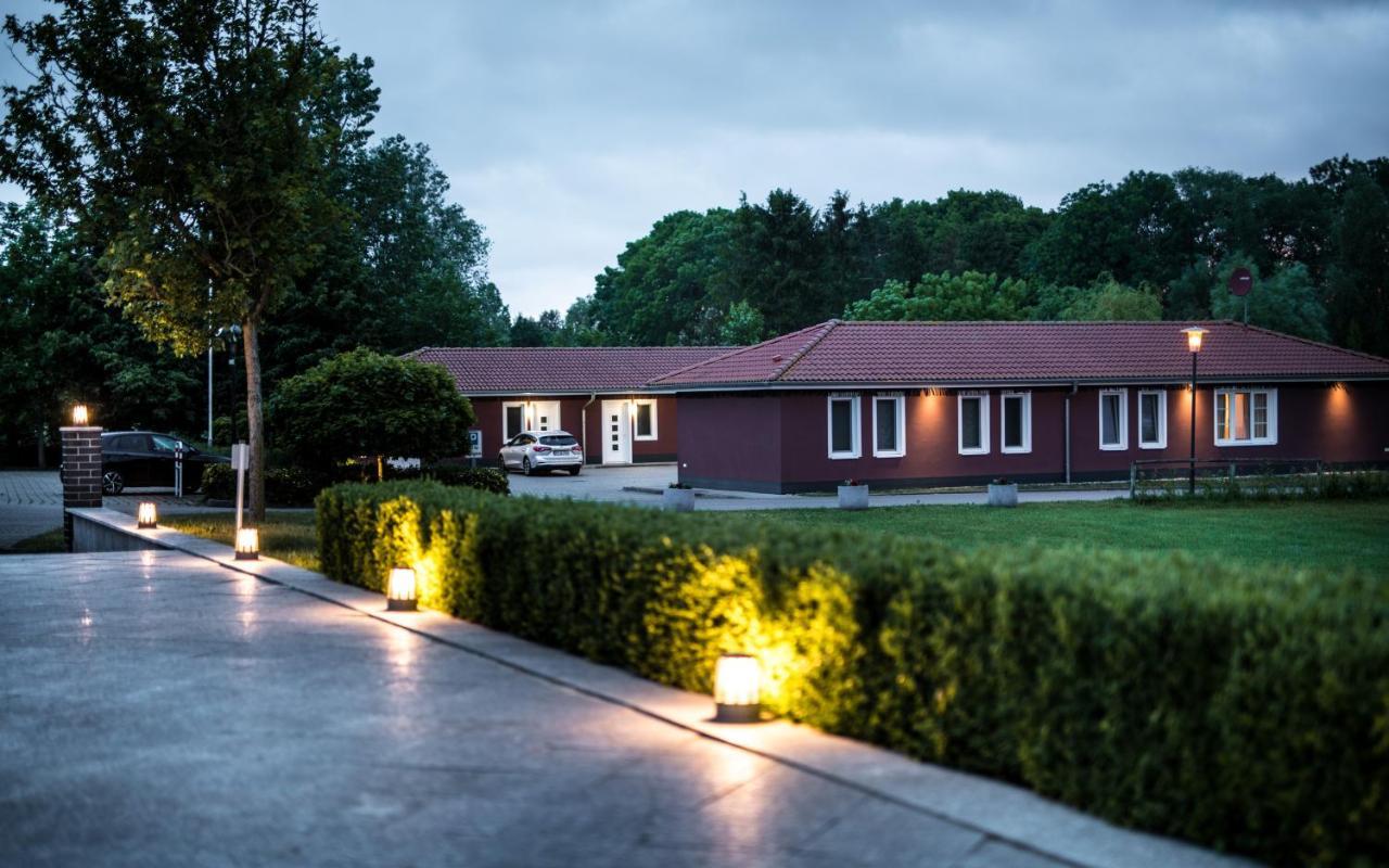 Auszeit Hotel Levenhagen Екстериор снимка